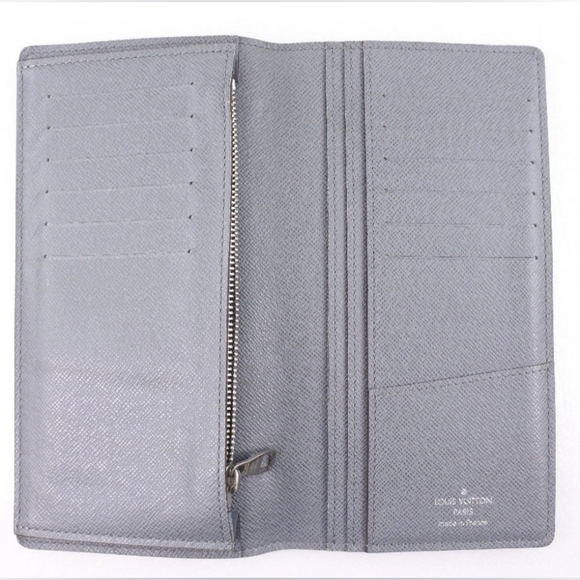 Louis Vuitton Other - RARE LOUIS VUITTON Grey Taiga Brazza (Unisex) Bifold Long Wallet (EUC)